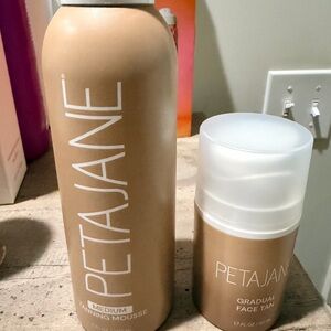 Medium Tanning Mousse & Gradual Face Tan - Beige